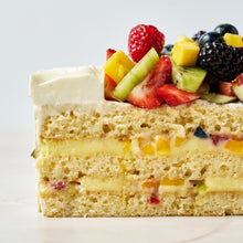 Load image into Gallery viewer, Snow Fruit Cake
